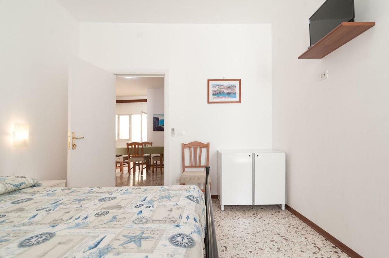 Enea Bed and Breakfast Castro  Eksteriør billede